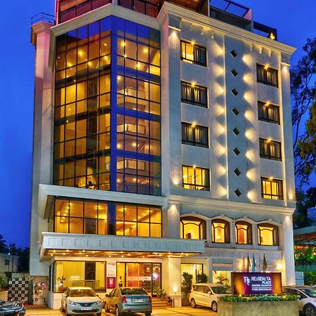 Regenta Place Raysons Kolhapur Extérieur photo
